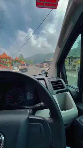 Sak lagu wo #hiacepremio  #pariwisata  #fyp  #hiace 