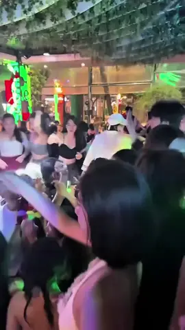 Đến Yoyo ko có lúc nào đc ngồi yên #yoyogarden #beerclub #yoyohoconrua #viral #beergarden 