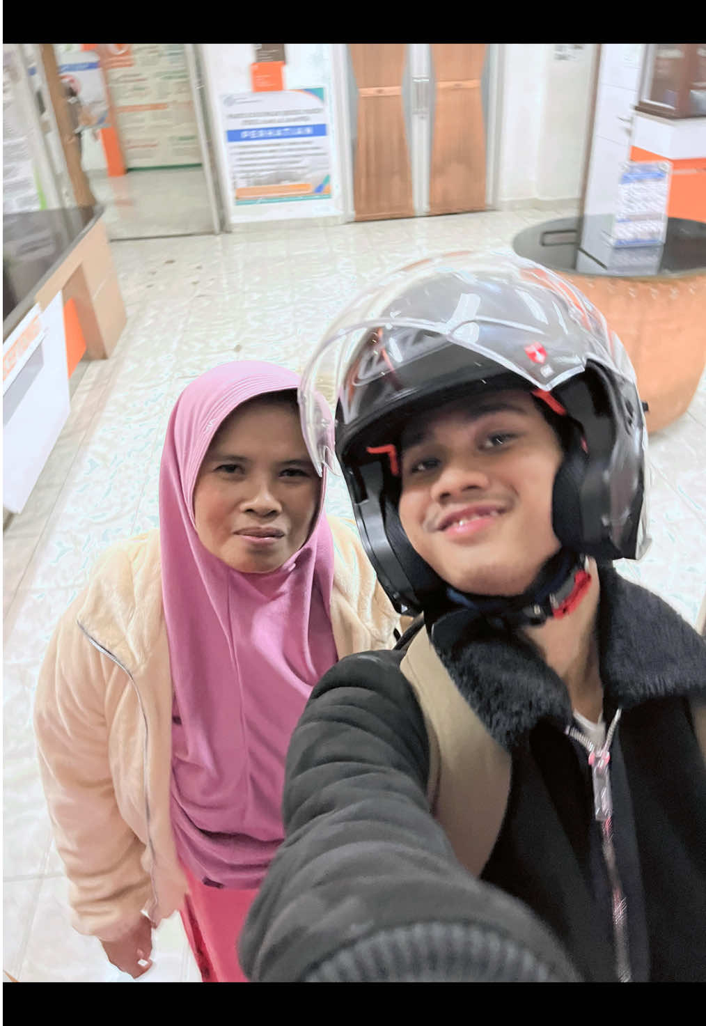 sehat” ya bu. #ibu #mom #mama #momandson #myhero 