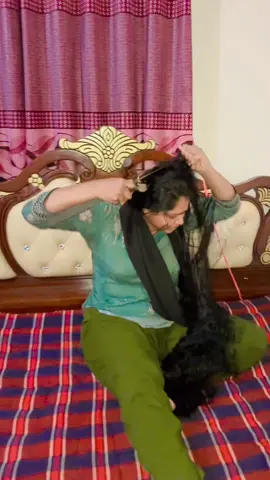 এক বার ভাবলাও না আমার পাচ বছরের সংসারে কথা ,সন্তানের কথা টা ভাবলা না ,তোমাকে সাসন করা কি আমার ভুল ছিল তাই তুমি আমাকে আপরাধি ,বানাইয়া ছেরে দিলা তুমি বুঝলা না আমাকে ,তুমি আমার রক্ত সাথে তুমি মিসে আছ আর তুমি আমাকে ছেরে দিলা😭💔 #sad #vairal #tiktokviral #💔💔💔 