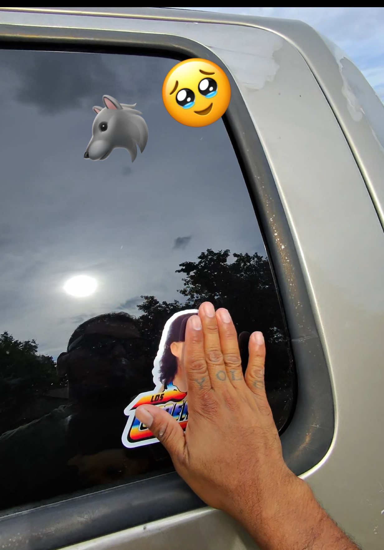 Apoco se me nota mucho lo Romantik 🥹🤣🤣#temerarios #cardecals #stickers 