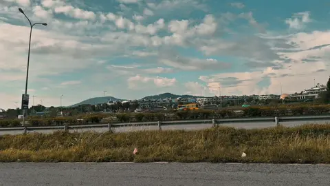 “Cuộc đời không cần ta chạy nhanh, chỉ cần ta đi đúng hướng.” #bacninh #bacninh99 #quevobacninh #kcnquevobacninh #langthangđườngphố 