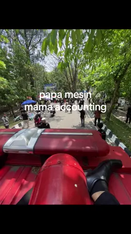 sek lagi viral #teknikmesin #mesin #wisuda #uns #accounting 