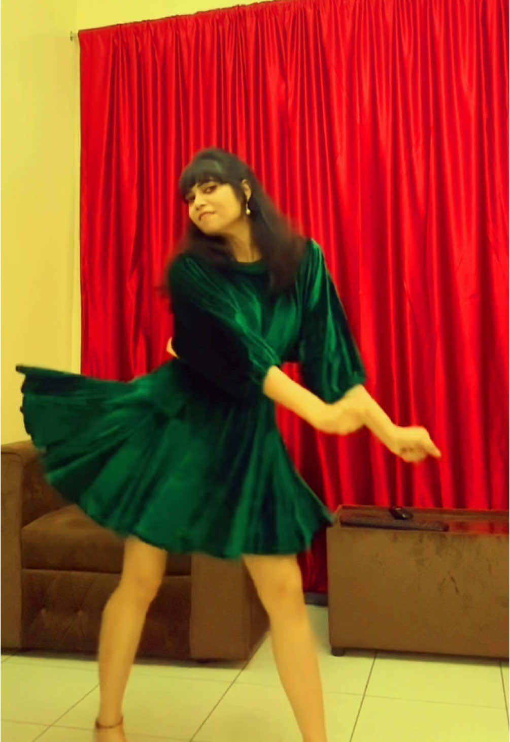 Va Va Pakkam Va🔥🔥🔥 #tamilreels #dancevideo #vavapakkamva #fyp #tiktoker #explore #rajinikanth #discosong 