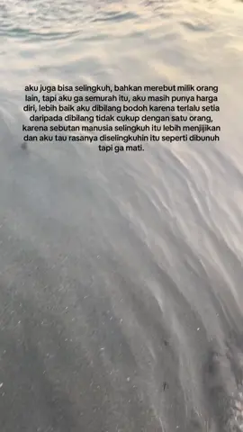 Nikmatilah karma atas perselingkuhanmu dan gila perempuan mu, aku sudah menutup tentangmu, dan aku membenci mu sekali lagi aku membencimu