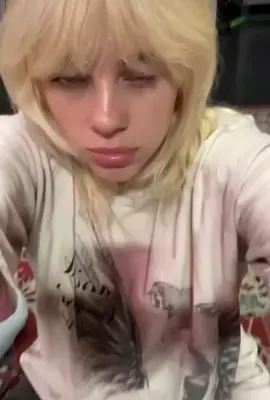 who's gonna tell her that I miss her 😔 #billieeilish #billieeilishfan #foryou #fyp #viral  @BILLIE EILISH 