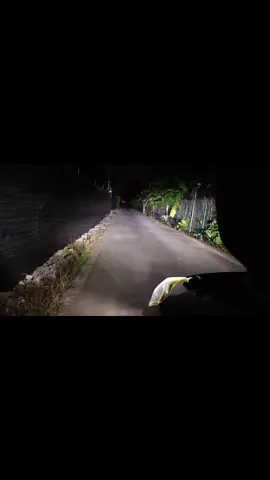 Ada yang pernah coba lampu 300W? Share pengalamanmu!#neoglow #lampuled #lampukabut #vios #foglamp 