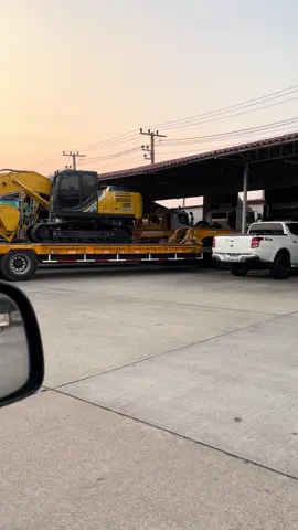 🩵💛 #อริยะอีควิปเม้นท์ #KOBELCO #excarvator #SK200 