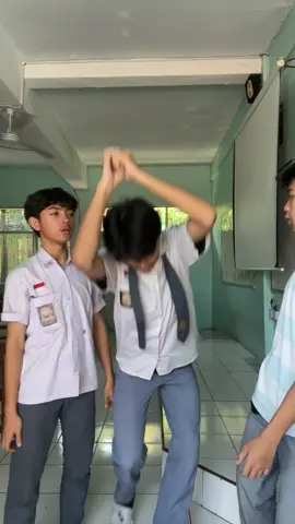 pata pata sayangeeee🐺🐺