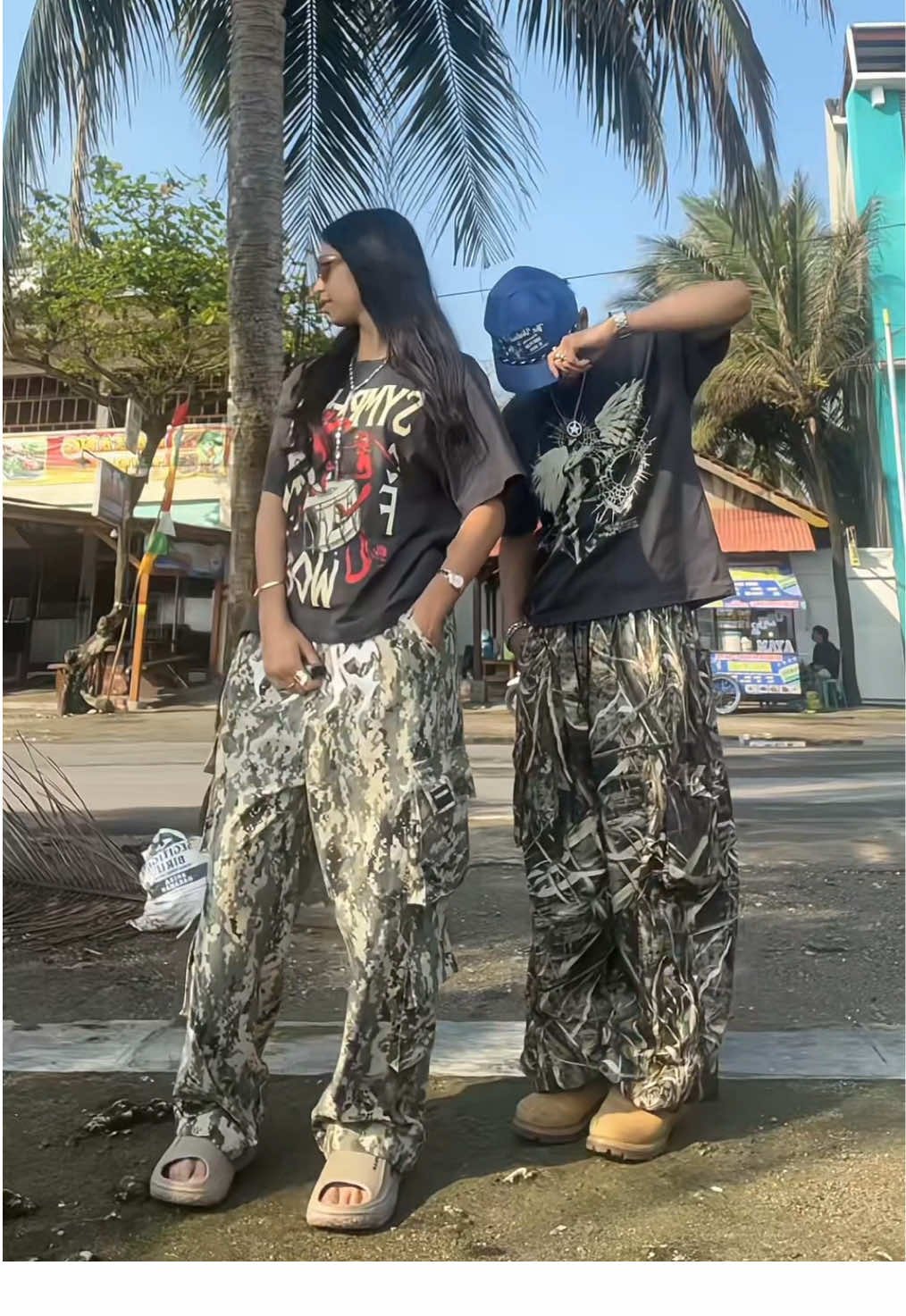 Kaos boxy + Camo pants udah combo paling pas pokoknya #boxyshirt #boxytee #tshirtboxy #streetwear #camopantsoutfit 