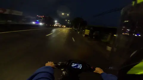 chạy xe lúc trời mưa vừa tạnh 🥰✈️✈️ #củchi #tour #touringlientinh #xh #xuhuong 