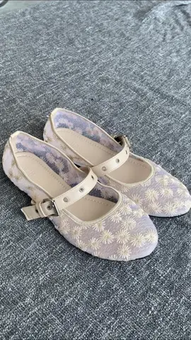 Si sepatu best seller yang udah di cariin nih! #winodofficial #brandlokal #flatshoes #meshshoes 