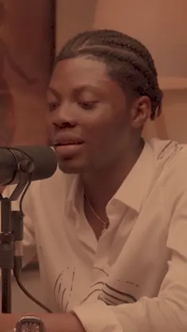 Le choix est vite fait 😉  Toute la vidéo disponible sur notre chaîne YouTube avec le lien dans la bio 🔥  Hôte : @Laté Mawutowou LAWSON 🇹🇬  Invité : @Christson W  N'hésitez pas à vous abonner à notre chaîne YouTube  #team228🇹🇬 #togolais228🇹🇬 #mawutowoulawson #lanuitlepodcast #lanuit 