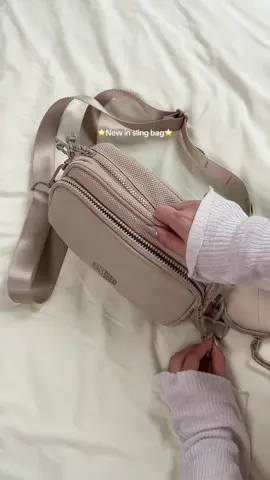 You can feel its high quality through the video 💛Believe me,it’s worth the price !🧸#bagsmart #crossbodybag #slingbag #unboxing #fyp #minibag 