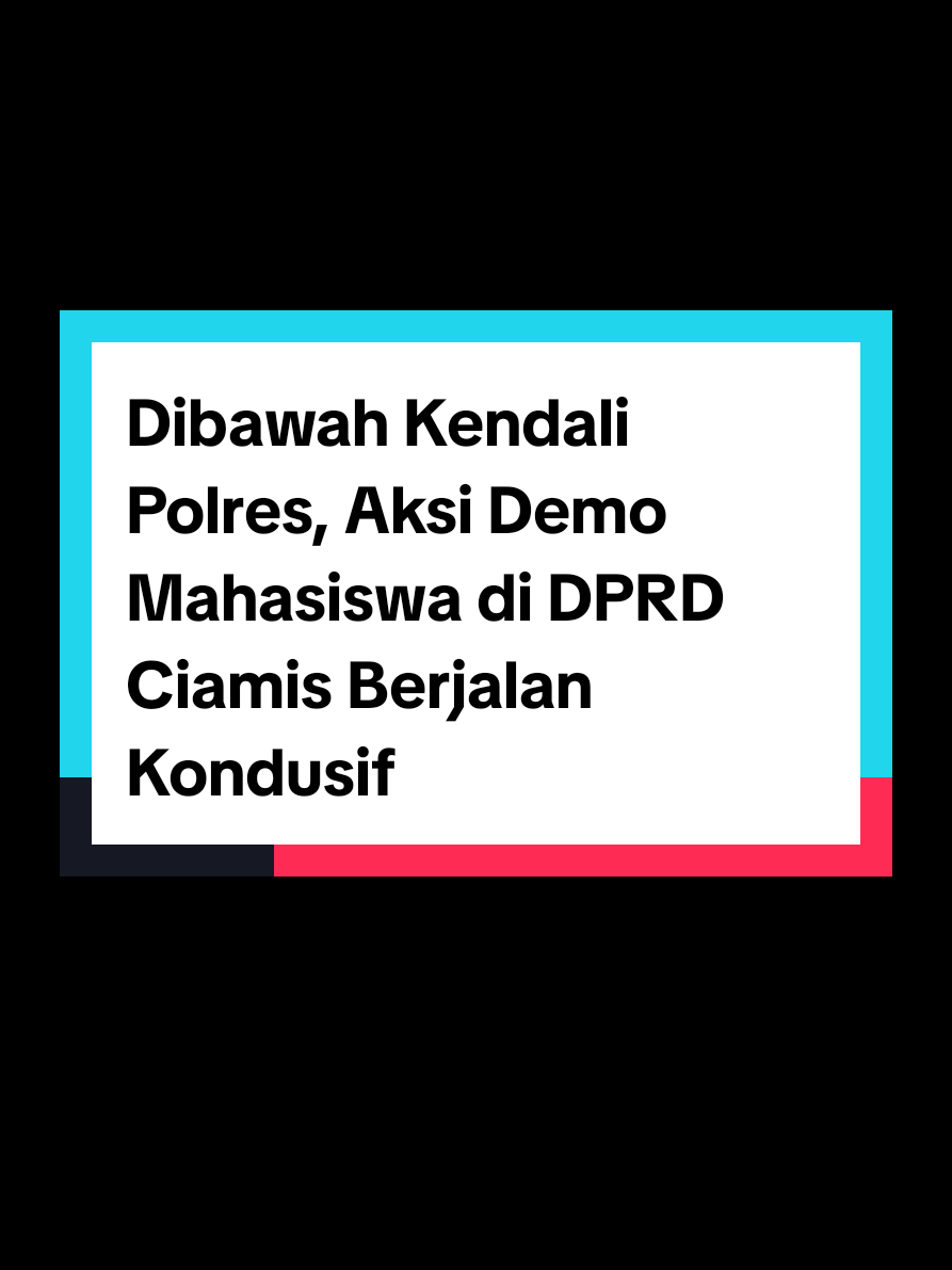 Dibawah Kendali Polres, Aksi Demo Mahasiswa di DPRD Ciamis Berjalan Kondusif Ciamis, Kondusif.com – Ratusan massa yang tergabung dalam Aliansi Mahasiswa dan Masyarakat Ciamis Menggugat menggelar aksi unjuk rasa di depan Kantor DPRD Kabupaten Ciamis pada Senin (1/9/2025) siang. Meski sempat terjadi ketegangan, aksi ini berlangsung kondusif di bawah kendali pengamanan Polres Ciamis bersama aparat gabungan. Aksi yang dimulai pukul 13.00 WIB itu sempat diwarnai dorong-dorongan antara massa dan aparat di gerbang DPRD serta pembakaran ban sebagai simbol protes. Namun, situasi segera terkendali berkat langkah humanis dan persuasif aparat keamanan. Kapolres Ciamis, AKBP H. Hidayatullah, S.H., S.I.K., bersama Dandim 0613 Ciamis, Letkol Inf Afiid Cahyono, S.Sos., S.H., M.Han., turun langsung memimpin jalannya pengamanan. Sebanyak 209 personel Polres Ciamis diperkuat 1 SSK Sat Brimob Polda Jabar, 1 SST Kodim 0613 Ciamis, 1 SST Satpol PP, dan 1 SST Damkar disiagakan untuk mengawal aksi. “Kami menjamin kebebasan masyarakat menyampaikan pendapat di muka umum, namun tetap dalam koridor hukum dan menjaga ketertiban bersama,” tegas Kapolres Ciamis AKBP H. Hidayatullah di sela-sela kegiatan. Dalam aksi tersebut, Bupati Ciamis Dr. H. Herdiat Sunarya, M.M., dan Ketua DPRD Kabupaten Ciamis, H. Nanang Permana, M.H., menemui langsung massa aksi untuk mendengarkan aspirasi. Kehadiran pimpinan daerah itu disambut dengan orasi dan penyerahan tuntutan dari perwakilan mahasiswa. Aliansi Mahasiswa dan Masyarakat Ciamis Menggugat menyuarakan 11 tuntutan, baik nasional maupun lokal. Beberapa poin di antaranya menuntut pengesahan RUU Perampasan Aset, reformasi kinerja DPR, audit transparan terhadap anggaran DPR, hingga desakan kepada DPRD Ciamis untuk lebih peka terhadap rakyat, mengevaluasi kinerja, dan memecat anggota yang dianggap tidak menjalankan tugasnya. Setelah menyampaikan aspirasi dan bernegosiasi, massa aksi bergeser ke Taman Lokasana untuk konsolidasi sebelum membubarkan diri sekitar pukul 16.30 WIB. Berkat kesiapan personel Polres Ciamis dan koordinasi dengan seluruh pihak, situasi tetap aman, tertib, dan kondusif hingga aksi selesai.*** #polresciamis#Forkopimdaciamis #CiamisKondusif #fyppppppppppppppppppppppp #lewatberandafyp 