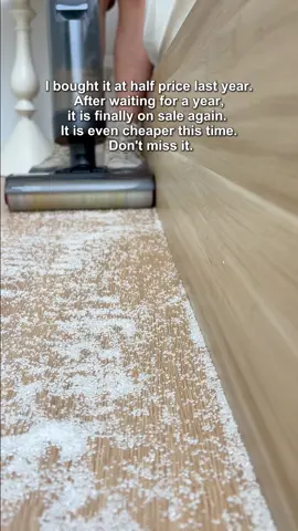 “From oatmeal spills to shaggy rugs, it handles it all. This is cleaning made easy.”  #dreameh12pro #cleaninghacks #CleanTok #vacuummop #petparents