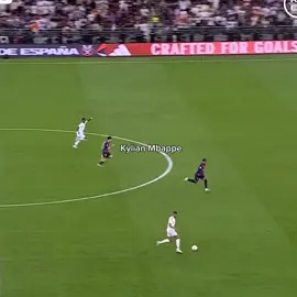 Kylian Mbappe about to drop another masterclass performance.#kylianmbappé  #realmadrid #halamadrid #foryoupage #goviral 
