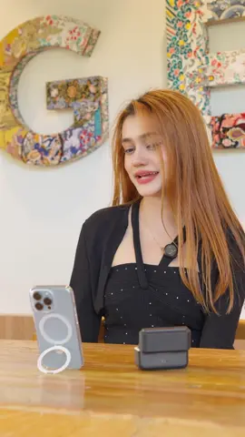 Having a high-quality microphone is so important to me! This wireless X lavalier mic is one of the best value mics l've ever tested. #smallrig #wirelessmiceophone #contentcreator #contentcreatortools #audioquality #contentcreatortips #wirelessmicrophone #smallrig #lavaliermicrophone #lastminutexmas #xmasgiftideas #holidayhaul #stockingstuffers #treasurefinds #spotlightfinds #usaus #usa_tiktok 