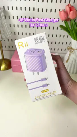 45 Watts Fast Charger for Iphone#fastcharger #iphonefastcharger #chargerforiphone #45wattscharger 