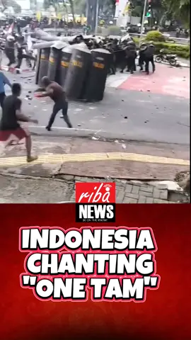 PROTESTORS IN INDONESIA SET REGIONAL PARLIAMENT ON FIRE