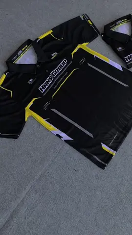Mau costum Jersey keren seperti ini? Langsung aja chat aja ke admin WA untuk konsultasi. Banyak promo menarik yang bisa kamu dapatkan, Mulai dari free kaos dan sampai potongan harga. Admin : 085 806 968 672 Ig : @sahara_industries01 & @sahara_industries02  Workshop: DS.gamping - Kec.Campurdarat (Tulungagung) 🚀Siap kirim kirim ke seluruh Indonesia #jerseycustom #jerseykeren #jerseyprinting #jerseydesign #saharaindustries