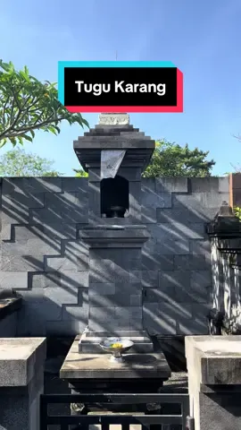 Tugu Karang Polos arsitektur Bali  . . #tiktokviral #arsitekturbali #tugukarang #senibatu #zenstyle 