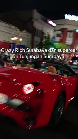 Warga Tunjungan langsung salfok sama ini‼️ #supercar #ferrari #carsoftiktok   #surabaya #foryoupage 