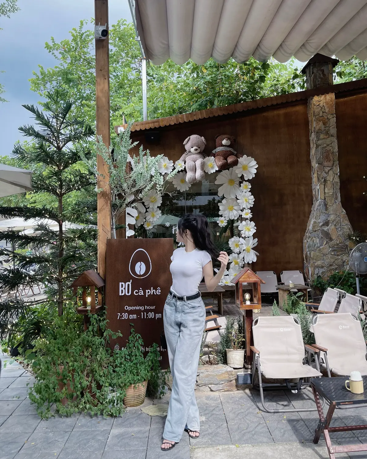 trời buồn trời đổ mưa ngâu, mẹ anh đã có con dâu chưa nò😛