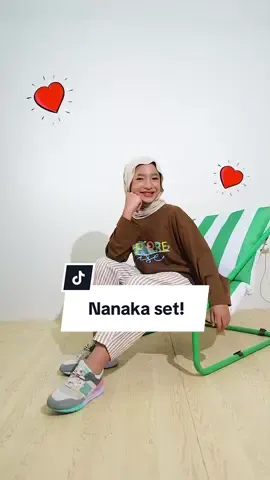 Bukan cuma baju, tapi teman eksplorasi si kecil! Nanaka Set — nyaman, lembut, dan penuh warna 💗  #bajuanak #odettekids #hijabanak 
