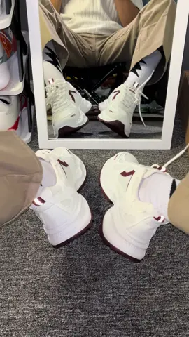 #sepatusneakers #lewatberanda #sepatuwanita #sepatuformal 