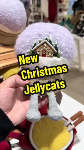 New Christmas Jellycat drop @Fenwick Official As soon as we heard they were available, we ran there as fast as we could.  My shoe nearly fell off 😅😅😅 was totally worth it though 😍😍😍 @Jellycat #jellycat #jellycats #christmasjellycats #jellycatnewrelease #jellycathunting 