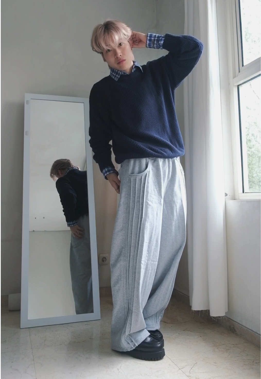 Must have ✨ @NEVERSIZE YOURS #baggysweatpants #celanabaggy #y2kaesthetic #outfitinspo 