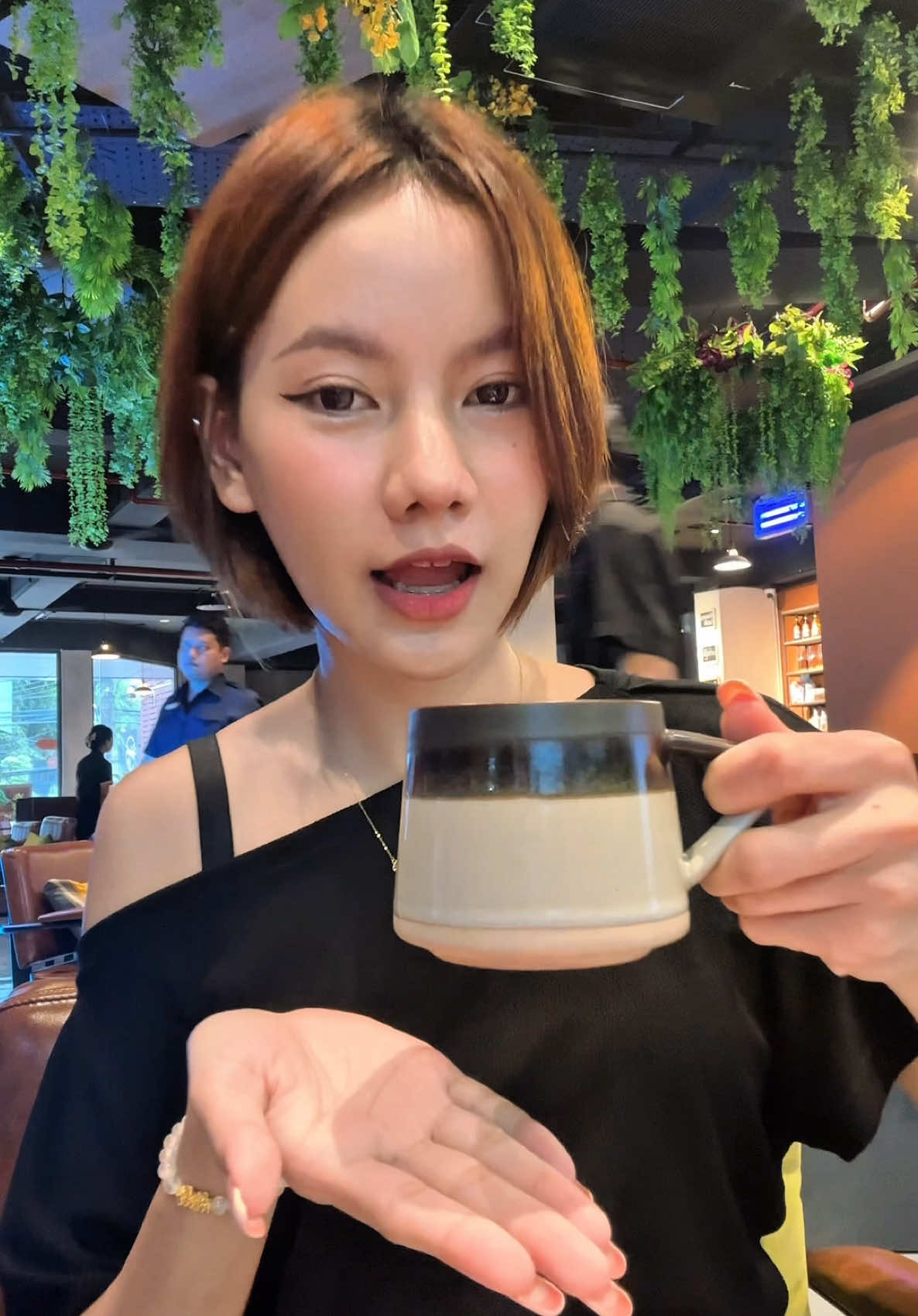 ကော်ဖီကြိုက်တဲ့မှူးအတွက်ကတော့ကွက်တိပဲ ☕💕 @Pyae Phyo Yan (ပြည့်ပြည့်) #jasminebeautycosmetics #lillycoffee #maythethmu #tiktokuni 