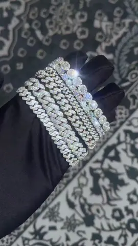 Secure your style and elevate your confidence with our signature Cuban link, the timeless chain that exudes bold sophistication. Perfectly iced with premium stones, each piece is designed to catch the light and command attention. Unlock your inner glow and step into luxury—because you deserve nothing less. #bussdown #icedout #icedoutjewelry #hiphopjewelry #icedoutchain #bustdown #cubanlink #miamicubanlink #diamondwatch #icebox #icedoutwatch #jewelry #tennischain #diamondgrillz #drip #cubanchain#diamonds #diamondchain #diamondpendant #vvsdiamonds #rolex #urbanjewelry #icey #gold#customjewelry #diamondbracelets #blingjewelry#cubanbracelet #diamondboyz #icedoutpendant 