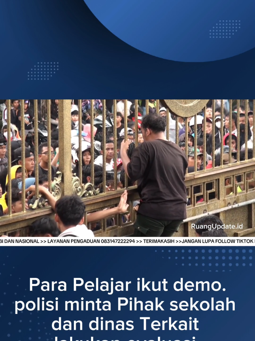 para Pelajar di bawah umur turun Ikut unjuk rasa!! #fyp #demo #dprd #stm #jambi 