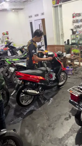 Ga papa bodi standar yang penting knalpot duar duar👻💨 👻#5tlgank🚀 #5tl #miosporty #mio #mioproper 