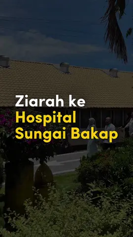 Kesempatan pulang ke Nibong Tebal baru-baru ini saya gunakan untuk menziarahi warga yang sedang mendapatkan rawatan di Hospital Sungai Bakap. Alhamdulillah, semuanya tampak bersemangat. Saya doakan semoga semua yang sedang diuji dengan masalah kesihatan dikurniakan kesabaran, kekuatan, afiyah dan kesembuhan segera. Setinggi-tinggi penghargaan kepada doktor, jururawat dan semua petugas di Hospital Sungai Bakap atas khidmat terbaik yang diberi. Hanya Allah SWT sahaja yang mampu membalas segala jasa dan kebaikan. #MADANIBekerja