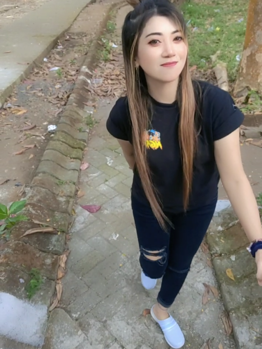 😊😊😊 #princessfitria #foryoupage #berandafyp #viraltiktok #aremanita 