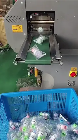 [ซื้อ 1 แถม 1] เครื่องกรองน้ำแ#สะดวกและใช้งานได้จริง #การแบ่งปันทุกวัน #tiktok 