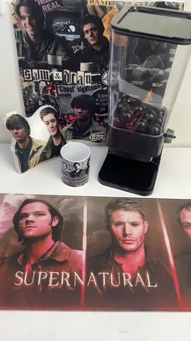 Let’s pick 💝10 supernatural mystery balls 💓for Sandy 📦order 11274 #mysterybox #packingorders #mystery #ghostface #supernatural #thewalkingdead #harrypotter #harrypotter #thevampirediaries 