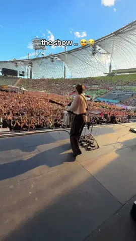 still doesn't feel real. munich u were INCREDIBLE ♥️ @SUPERBLOOM Festival #giantrooks #festival #newestate #concert 