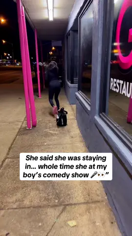 She said she was staying in… whole time she at my boy’s comedy show 🎤👀” #therobinsonfamiily #cheater 