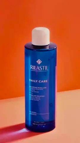 Cứ tưởng da căng khô sau khi rửa là sạch… Ai ngờ đó là dấu hiệu mất nước, hỏng hàng rào da! 💧 👉 Đổi ngay sang Rilastil Micellar Solution - sạch sâu, ẩm mượt, dịu nhẹ chuẩn y khoa! 💡Làm sạch sâu lớp trang điểm và bụi bẩn. 💡Dịu nhẹ cho cả da nhạy cảm, vùng mắt và môi. 💡Tăng 37% độ ẩm sau 20 phút giúp da mềm mại ngay tức thì với công thức chứa Bisabolol + Vitamin E + Glycerin. 📍Sản phẩm đã được kiểm nghiệm lâm sàng, an toàn cho da. #RilastilVietnam #DailyCare #MicellarWater