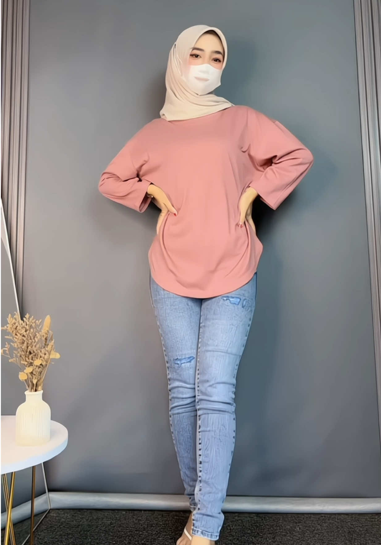 Outfit simpel🥰 #rekomendasioutfit #atasanwanita #kaos #kaosmurah #fyp 