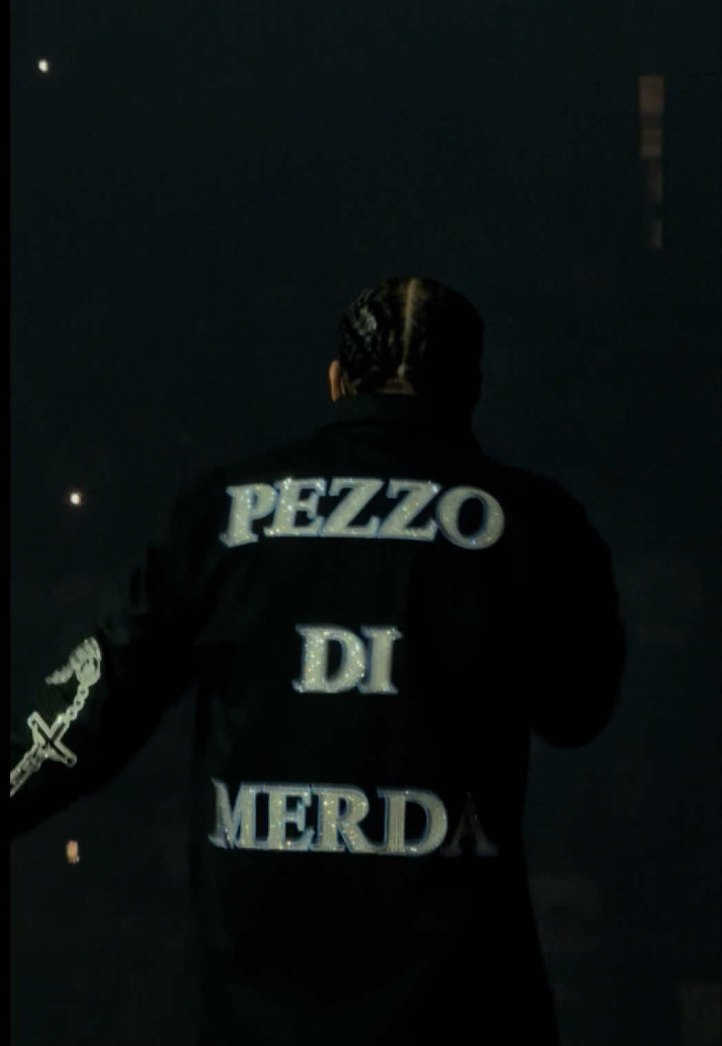 what did i miss? #drake #milan