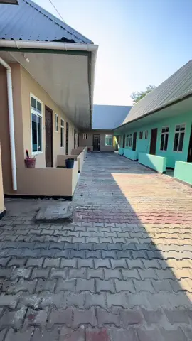 #creatorsearchinsights  LUXURY HOUSE FOR RENT: Location kigamboni kisiwani: 🕊️Chumba master kubwa na Jiko: 🕊️Ndani ya fensi,parking kubwa: 🕊️Umeme Luku yako mwenyewe: 🕊️Nyumba imegusa lami kabisa: Kodi ni Tsh 200,000/= per month: Malipo ni kuanziq na miezi sita na: Mwezi mmoja wa dalali_online__: Viewing charge ni Tsh 20,000/= Call/WhatsApp 💰0757526223: 💰0769081282: Instagram natumia 👉dalali_kigamboni_online Unaweza kunifollow na instagram kwa Updates zaidi 🙏🏽🙏🏽🙏🏽🙏🏽