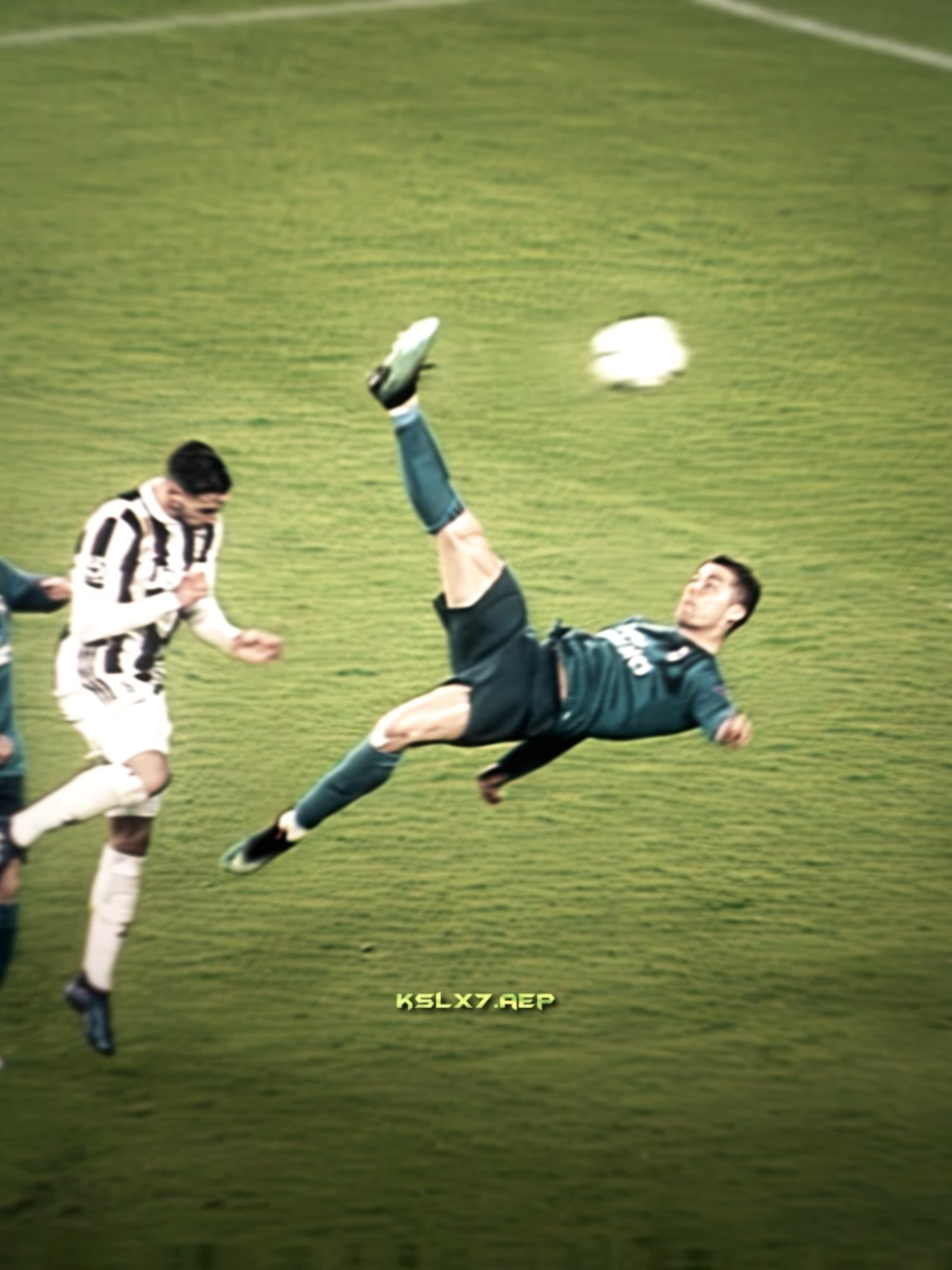 POV: kurdish song 🔥🤩 ib: @m4nez_ #trending #edit #fyp #football #120fps #fan #foryoupage #trendingvideo #realmadrid #ronaldo #cr7
