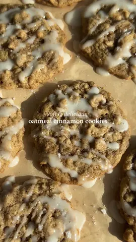 Iced oatmeal cinnamon cookies I’m not kidding when I tell you these might be my favorite cookie recipe to date!! They are so easy to make and are so addicting! Try it and tag me! d’EATS -1/2 cup soft unsalted butter -1/2 cup brown sugar -1/4 cup granulated sugar -1 egg -1 tsp vanilla extract  -1 cup rolled oats -1 cup all purpose flour  -3/4 tsp baking soda -1 tsp cinnamon  -salt  Icing -1 cup powder sugar  -1 tbsp milk  How to: Start by preheating your oven to 350F.  In a stand mixer or bowl beat your butter and sugars for 2 minutes. Add in your egg and vanilla extract and beat for 30 seconds.  Add in your dry ingredients and fold to combine.  Using a cookie scoop, scoop onto a lined tray. This recipe makes 12-14 cookies.  Bake for 10 minutes and ice!  Enjoy!! #cookie #pumpkin #fyp #foryoupage #recipes                         ⁣