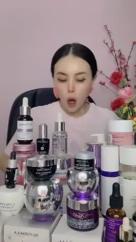 LANCOME CLARIFIQUE ESSENCE ช่วยผลัดเซลล์ผิวอย่างอ่อนโยน เผยผิวดูกระจ่างใสขึ้นได้ทุกวัน ต้องลอง!