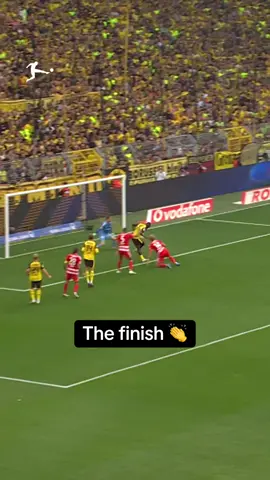 Yan Couto with a beautiful assist for Serhou Guirassy 🤩 #Bundesliga #fussball #BVB 